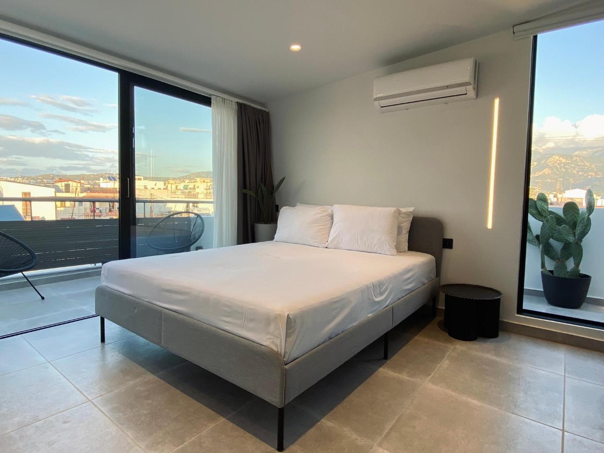Hyperion Penthouse Apartamento Patras Exterior foto