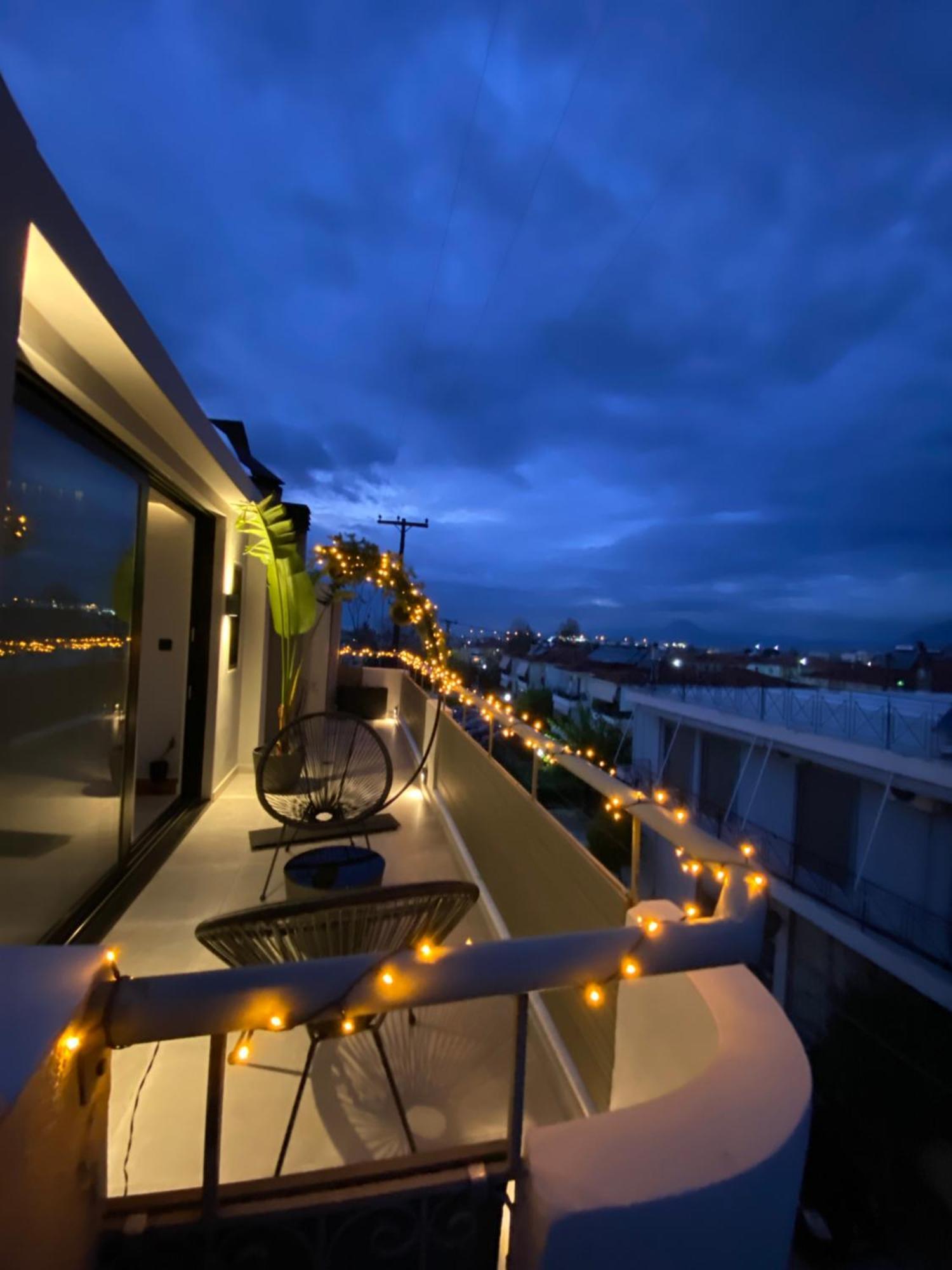Hyperion Penthouse Apartamento Patras Exterior foto